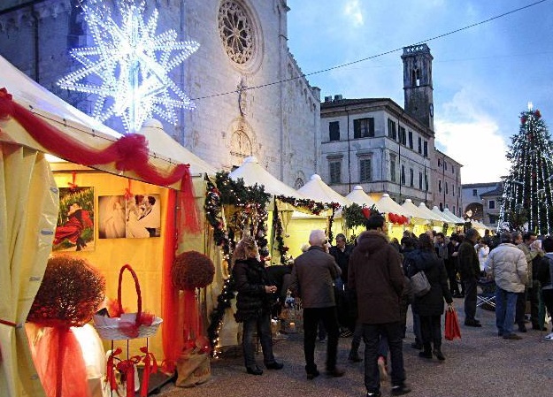 Mercatino Natale Corso Umberto