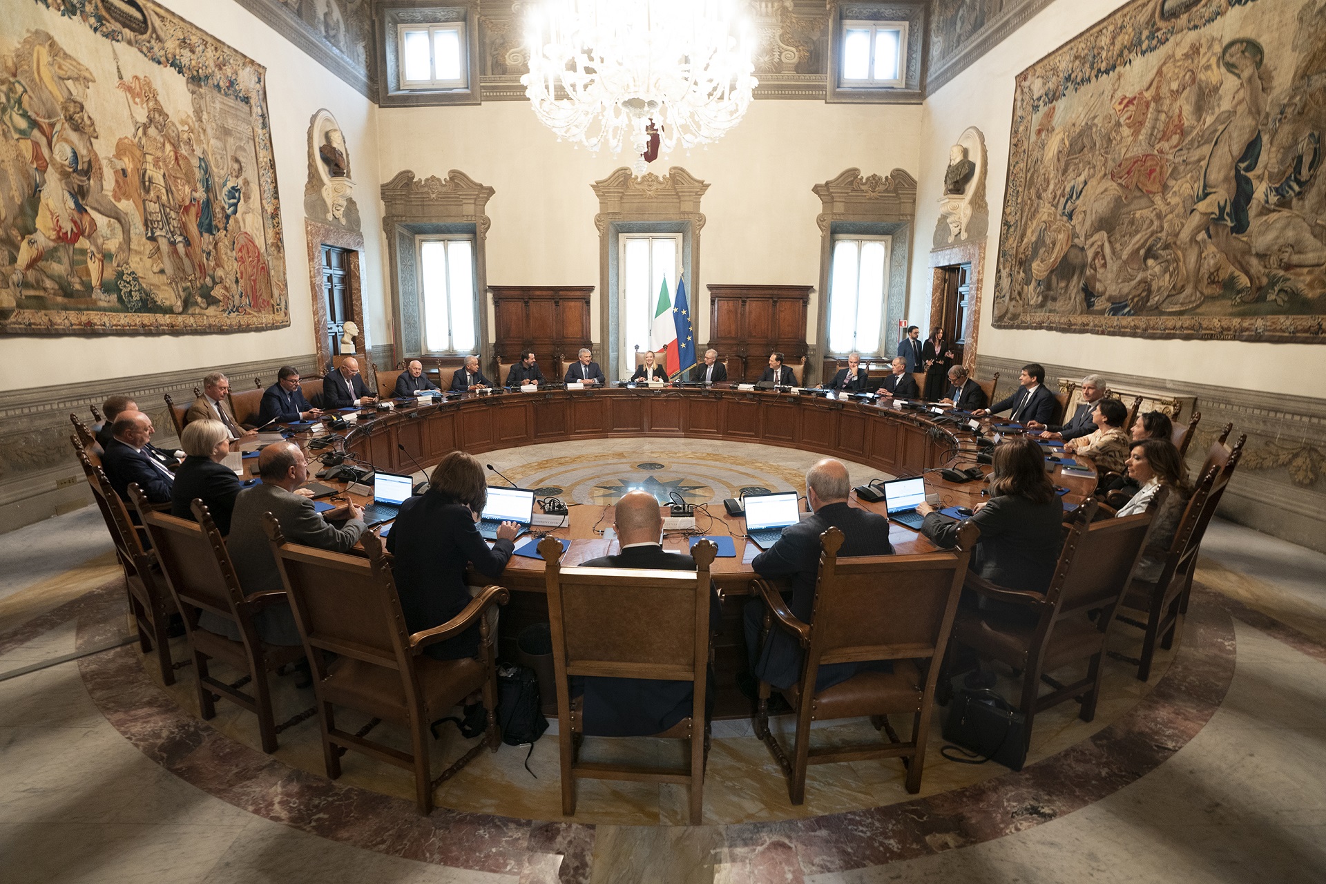 Consiglio ministri: misure tutela lavoratori emergenza climatica