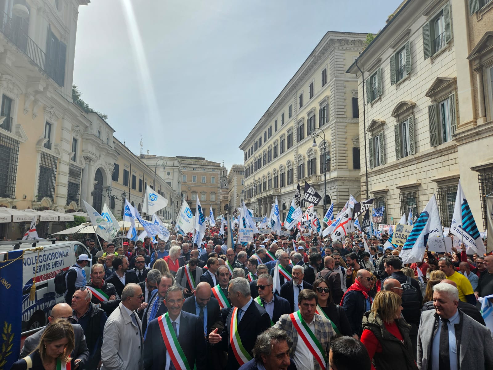 Manifestazione Balneari: Fiba Confesercenti, grande partecipazione, ora Governo ci dia risposte, serve una legge