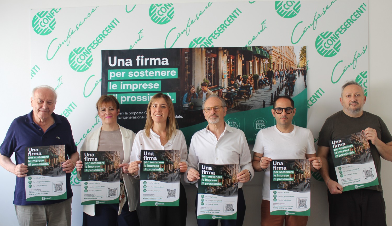 Confesercenti Arezzo firma proposta legge rilancio commercio