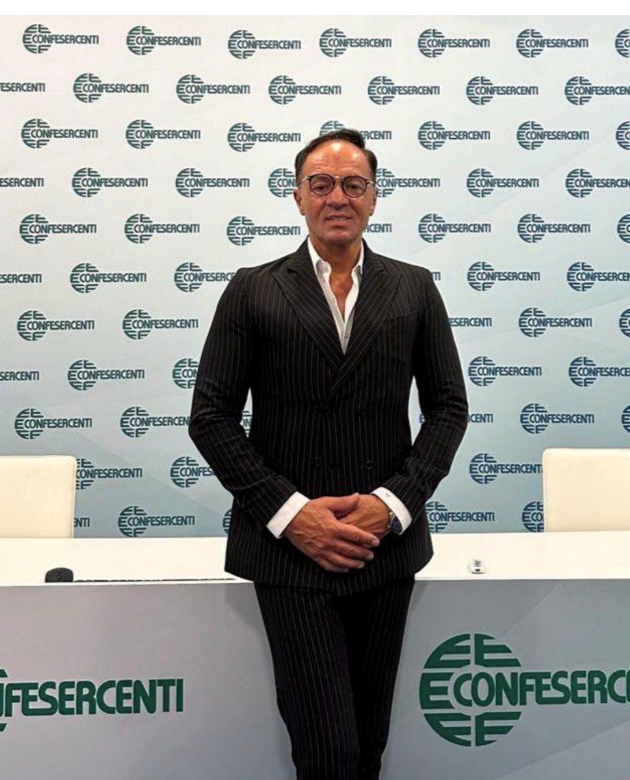 Confesercenti Napoli condivide piano riapertura esercizi nel centro